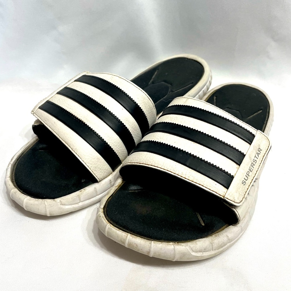 ADIDAS Men’s size 11 Fit Foam Superstar Slides sandals good condition as picture